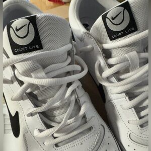 Nike Zoom Court Lite 3 size 11